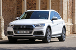 Audi Q5 2.0 TDI 190 CV quattro-ultra S tronic 7 vel. design Todo terreno Blanco Ibis Exterior Frontal-Lateral 5 puertas