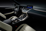 Lexus NX 300h F Sport Todo terreno Interior Salpicadero 5 puertas