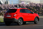 SsangYong Korando D22T 4x2 Aut. Limited Todo terreno Flaming Red Exterior Posterior-Lateral 5 puertas
