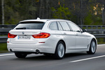 BMW Serie 5 520d Luxury Line Turismo familiar Alpinweiss Exterior Lateral-Posterior 5 puertas