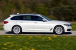BMW Serie 5 520d Luxury Line Turismo familiar Alpinweiss Exterior Lateral 5 puertas