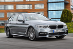 BMW Serie 5 530d Paquete M Turismo familiar Bluestone metalizado Exterior Frontal-Lateral 5 puertas