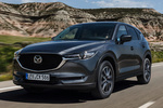 Mazda CX-5 2.2 SKYACTIV-D 129 kW (175 CV) 4WD Gama CX-5 Todo terreno Machine Grey Exterior Frontal-Lateral 5 puertas