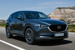 Mazda CX-5 2.2 SKYACTIV-D 129 kW (175 CV) 4WD Gama CX-5 Todo terreno Machine Grey Exterior Frontal-Lateral 5 puertas