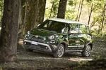 Fiat 500L Gama 500L Cross Cross Monovolumen Verde Toscana / Blanco Exterior Lateral-Frontal 5 puertas