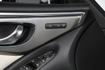 Infiniti Q60 2.0 t Premium Coup&eacute; Interior Mandos regulaci&oacute;n asientos 2 puertas
