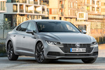 Volkswagen Arteon 2.0 TDI 4MOTION 176 kW (240 CV) DSG 7 vel. Elegance Turismo Plata pirita metalizado Exterior Frontal-Lateral 5 puertas