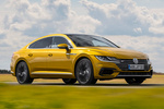 Volkswagen Arteon 2.0 TDI 4MOTION 176 kW (240 CV) DSG 7 vel. R-Line Turismo Amarillo C&uacute;rcuma metalizado Exterior Lateral-Frontal 5 puertas