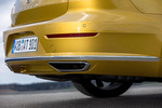 Volkswagen Arteon 2.0 TDI 4MOTION 176 kW (240 CV) DSG 7 vel. R-Line Turismo Amarillo C&uacute;rcuma metalizado Exterior Salida de escape 5 puertas