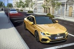 Volkswagen Arteon Gama Arteon 2017 Turismo T&eacute;cnica Sistema de frenada autom&aacute;tico 5 puertas