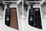 Volvo V90 D4 Aut. Inscription Turismo familiar Interior Consola Central 5 puertas