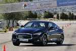 Infiniti Q60 2.0 t Premium Coup&eacute; Black Obsidian Exterior Frontal-Lateral 2 puertas