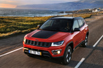 Jeep Compass Trailhawk Todo terreno Exterior Frontal-Lateral 5 puertas