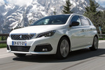Peugeot 308 1.5 BlueHDi 130 CV GT Line Turismo Blanco Nacarado Exterior Lateral-Frontal 5 puertas
