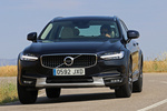 Volvo V90 Cross Country D5 AWD Aut. Cross Country Turismo familiar Onyx Black Metallic Exterior Frontal-Lateral 5 puertas