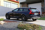 Volvo V90 Cross Country D5 AWD Aut. Cross Country Turismo familiar Onyx Black Metallic Exterior Lateral-Posterior 5 puertas