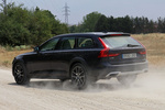 Volvo V90 Cross Country D5 AWD Aut. Cross Country Turismo familiar Onyx Black Metallic Exterior Lateral-Posterior 5 puertas