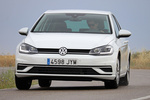 Volkswagen Golf 1.0 TSI 81 kW (110 CV) Edition Turismo Blanco Oryx efecto perla Exterior Frontal-Lateral 3 puertas