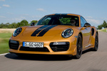 Porsche 911 Turbo S Exclusive Series Exclusive Series Coup&eacute; Golden Yellow Metallic Exterior Frontal-Lateral 2 puertas