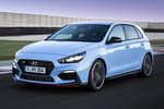 Hyundai i30 2.0 T-GDi 184 kW (250 CV) N Turismo Performance Blue Exterior Frontal-Lateral 5 puertas