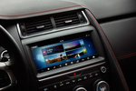 Jaguar E-PACE  P250 AWD Auto First Edition Todo terreno Interior Pantalla del sistema multimedia 5 puertas