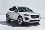 Jaguar E-PACE Gama E-PACE SE Todo terreno Yulong White Exterior Frontal-Lateral 5 puertas