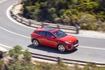 Jaguar E-PACE  P250 AWD Auto First Edition Todo terreno Caldera Red Exterior Frontal-Lateral-Cenital 5 puertas