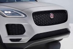 Jaguar E-PACE Gama E-PACE SE Todo terreno Yulong White Exterior Detalle 5 puertas