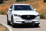 Mazda CX-5 2.2 SKYACTIV-D 110 kW (150 CV) 2WD Zenith (Pack Cuero Negro) Todo terreno Snowflake White Pearl Exterior Lateral-Frontal 5 puertas