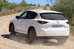 Mazda CX-5 2.2 SKYACTIV-D 110 kW (150 CV) 2WD Zenith (Pack Cuero Negro) Todo terreno Snowflake White Pearl Exterior Lateral-Posterior 5 puertas