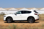 Mazda CX-5 2.2 SKYACTIV-D 110 kW (150 CV) 2WD Zenith (Pack Cuero Negro) Todo terreno Snowflake White Pearl Exterior Lateral 5 puertas