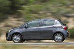 Toyota Yaris 110 Feel! Turismo Gris Grafito Exterior Lateral 5 puertas