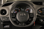 Toyota Yaris 110 Feel! Turismo Interior Volante 5 puertas