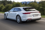 Porsche Panamera 4 E-Hybrid Sport Turismo 4 E-Hybrid Sport Turismo Turismo familiar Blanco Carrara Exterior Lateral-Posterior 5 puertas