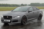 Jaguar XJ XJR575 XJR575 Turismo Satin Corris Grey Exterior Lateral-Frontal 4 puertas