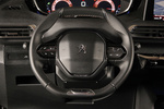 Peugeot 5008 2.0 BlueHDi 150 S GT Line Todo terreno Interior Volante 5 puertas