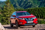 Nissan X-Trail Gama X-Trail Gama X-Trail Todo terreno Rojo Perlado Exterior Lateral-Frontal 5 puertas