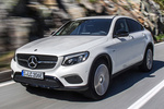 Mercedes-Benz GLC Coup&eacute; GLC 350 e 4MATIC Coup&eacute; GLC 350 e 4MATIC Coup&eacute; Todo terreno Designo blanco diamante bright Exterior Frontal-Lateral 5 puertas