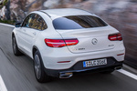 Mercedes-Benz GLC Coup&eacute; GLC 350 e 4MATIC Coup&eacute; GLC 350 e 4MATIC Coup&eacute; Todo terreno Designo blanco diamante bright Exterior Posterior-Lateral 5 puertas