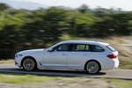 BMW Serie 5 530d Luxury Line Turismo familiar Alpinweiss Exterior Lateral 5 puertas