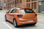 Volkswagen Polo Gama Polo Gama Polo Turismo Naranja Calatea metalizado Exterior Posterior-Lateral 5 puertas