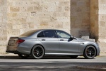 Mercedes-Benz Clase E AMG E 63 S 4MATIC+ AMG E 63 S 4MATIC+ Turismo Gris Selenit Magno Exterior Lateral-Posterior 4 puertas