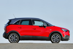 Opel Crossland X 1.2 Turbo Start&Stop ecoTEC 81 kW (110 CV) Excellence Monovolumen Rojo Rub&iacute; Exterior Lateral 5 puertas
