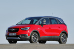 Opel Crossland X 1.2 Turbo Start&Stop ecoTEC 81 kW (110 CV) Excellence Monovolumen Rojo Rub&iacute; Exterior Lateral-Frontal 5 puertas
