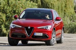 Alfa Romeo Stelvio 2.0 280 CV AT8 Q4 First Edition Todo terreno Rosso Competizione Exterior Frontal 5 puertas