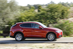 Alfa Romeo Stelvio 2.0 280 CV AT8 Q4 First Edition Todo terreno Rosso Competizione Exterior Lateral 5 puertas