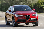 Alfa Romeo Stelvio 2.0 280 CV AT8 Q4 First Edition Todo terreno Rosso Competizione Exterior Lateral-Frontal 5 puertas