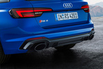 Audi A4 2.9 TFSi 450 CV RS 4 Avant Turismo familiar Azul Nogaro Exterior Posterior 5 puertas