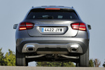 Mercedes-Benz GLA 220d 4MATIC Gama GLA Todo terreno Gris monta&ntilde;a metalizado Exterior Posterior 5 puertas
