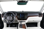Volvo XC60 D4 AWD Inscription Todo terreno Interior Salpicadero 5 puertas